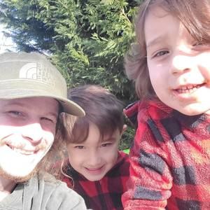 Meet your Posher, Julian